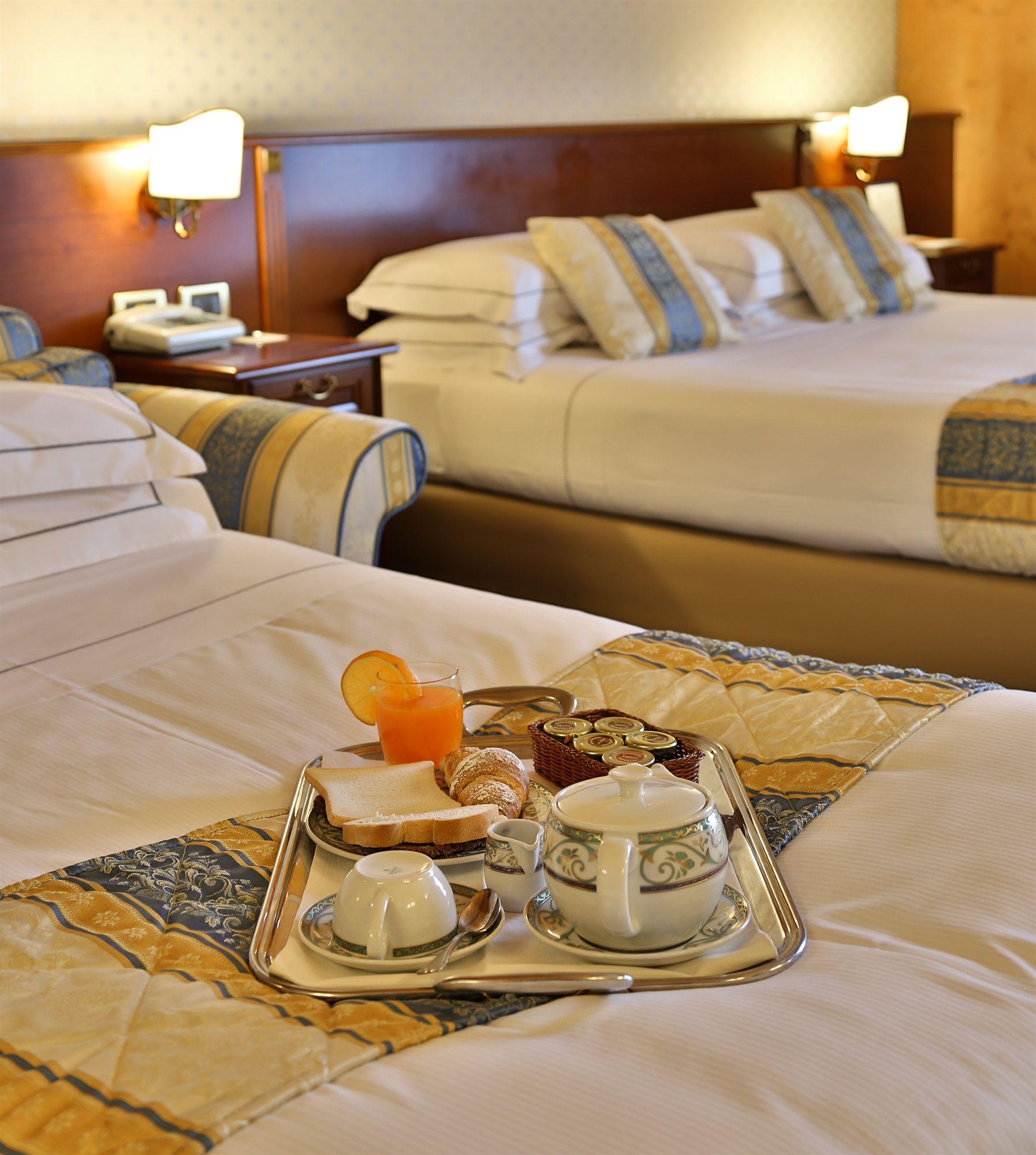 Best Western Classic Hotel Реджонель-Эмилия Экстерьер фото
